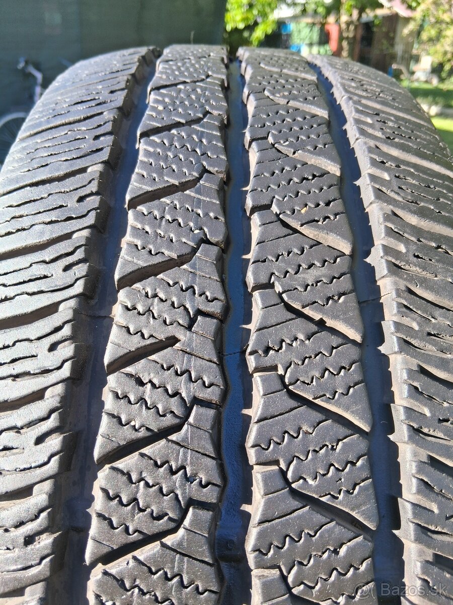 235/65 r16C zimne pneumatiky - 2