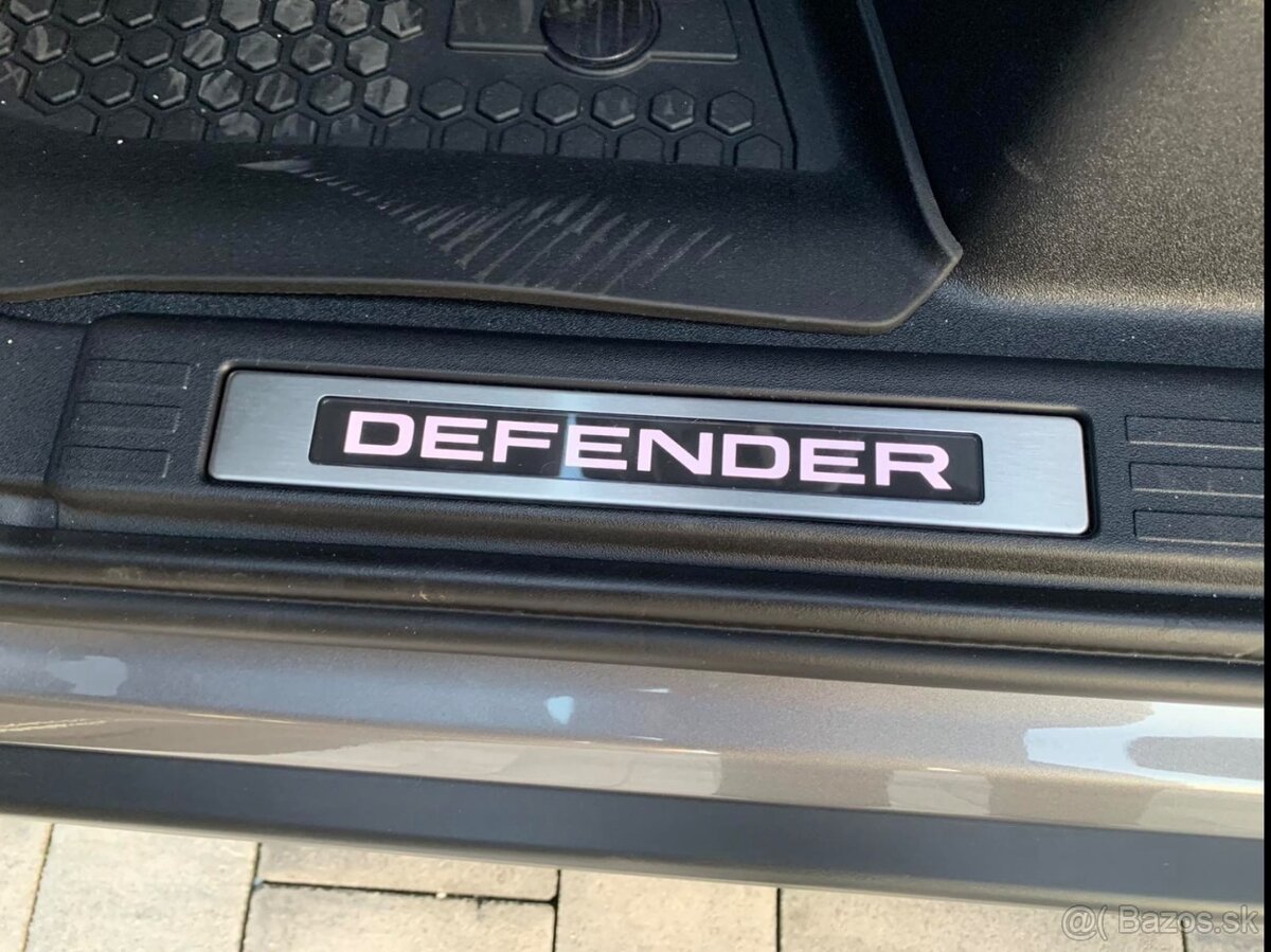 Land rover defender