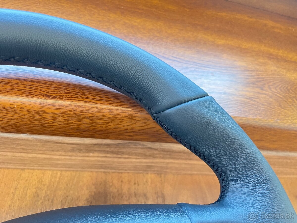 Kožený volant Seat Leon 3 - 2
