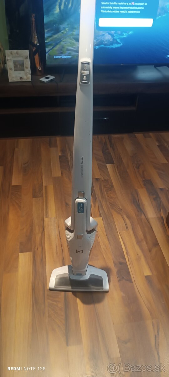 Elektrolux tycovy vysavac - 2