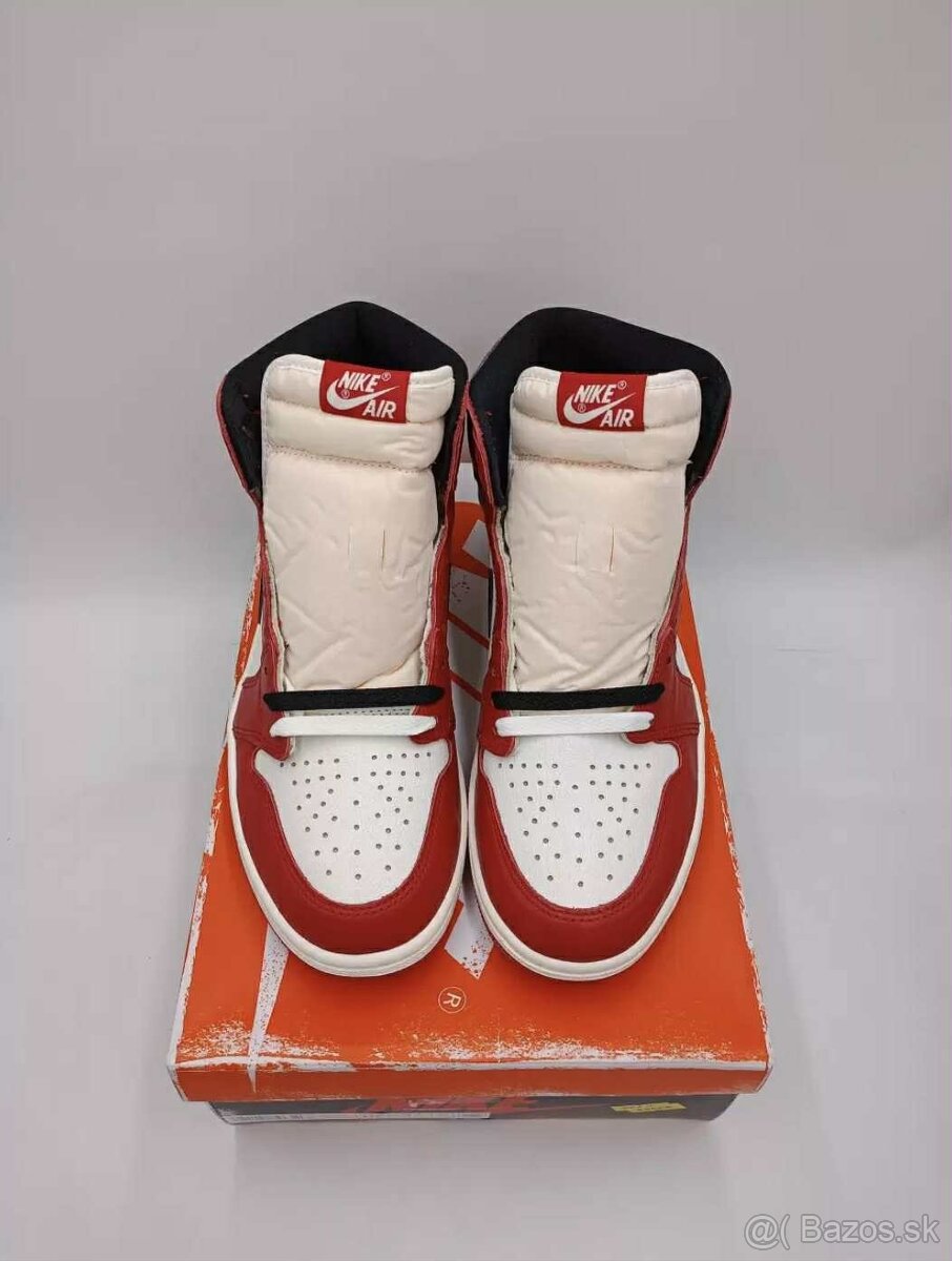 Jordan 1 Retro Chicago - 2