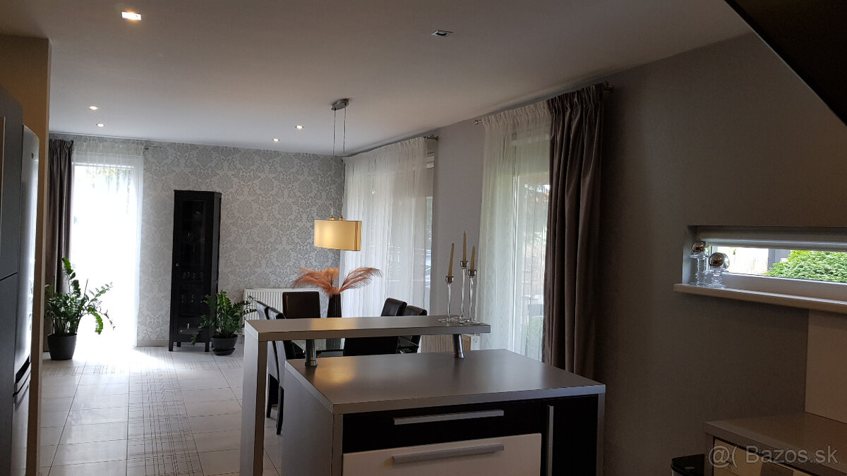 Preám RD Nitra - Janíkovce, komplet zariadený 280000.- - 2