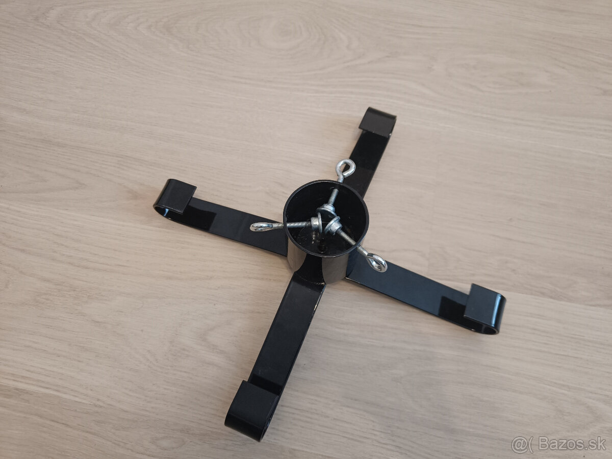 Stojan na vianočný stromček - 2