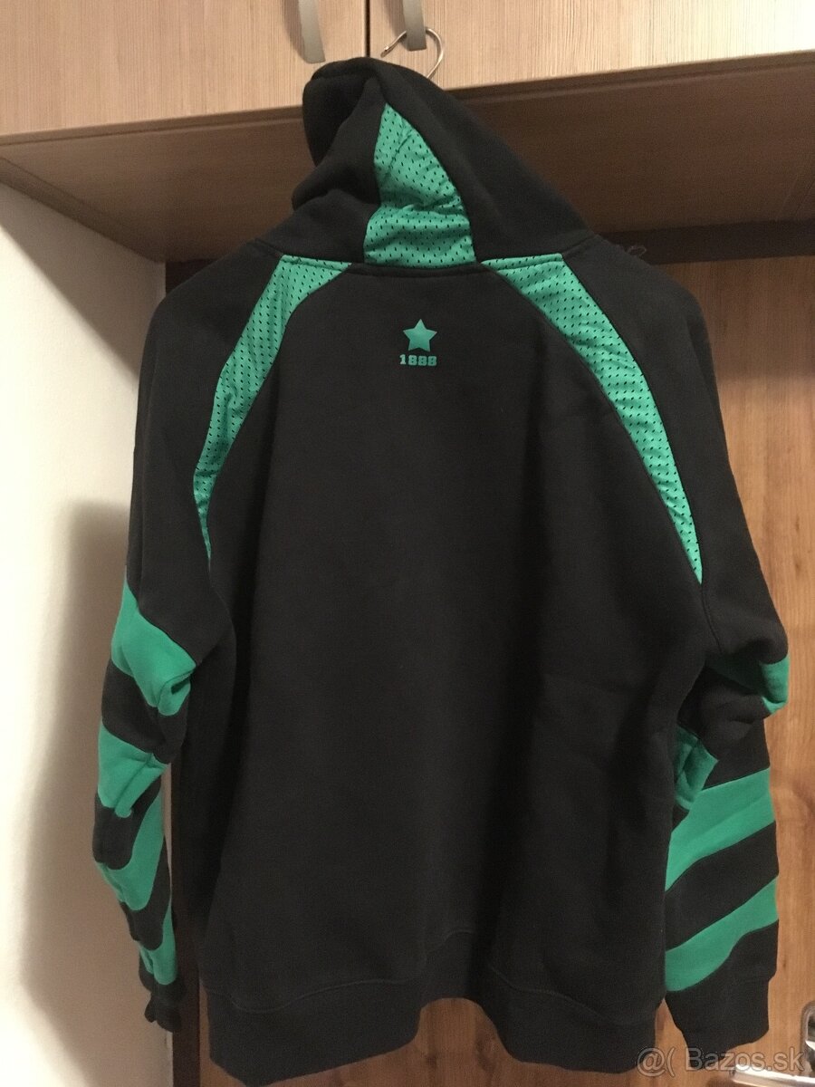 Celtic Glasgow official - 2