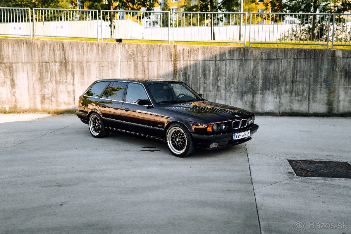 E34 525tds touring dvojitý šiber - 2