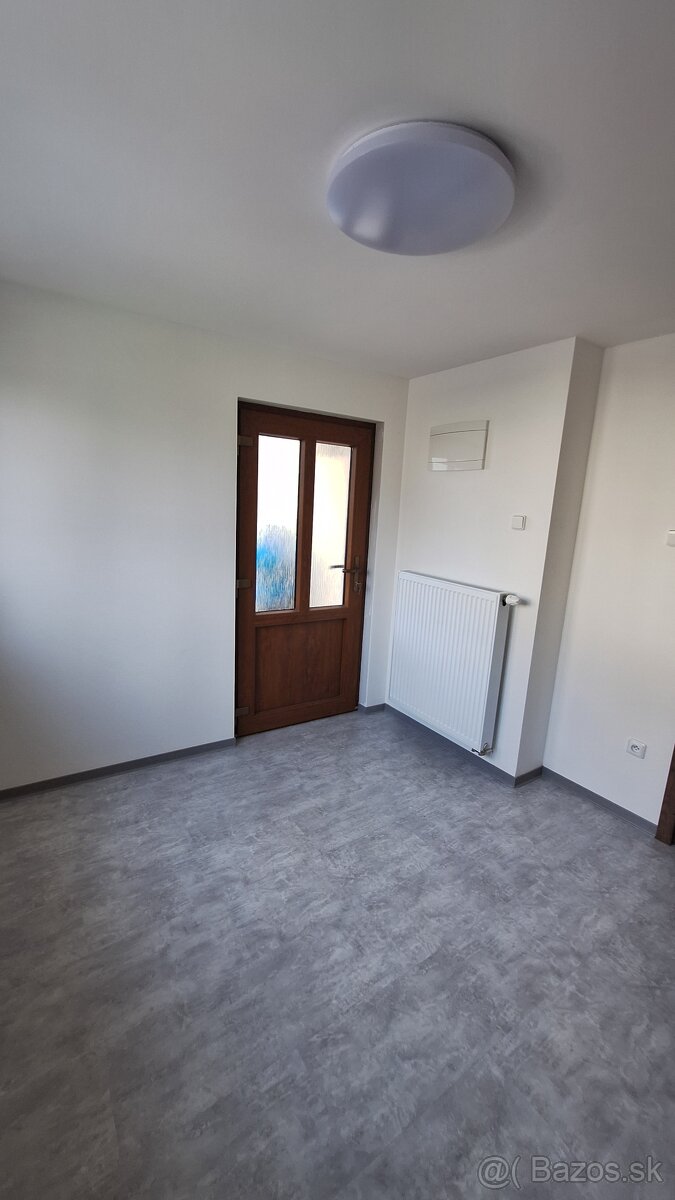 PRENÁJOM MODERNÉHO PRIESTORU, 105m2, v Malackách - 2