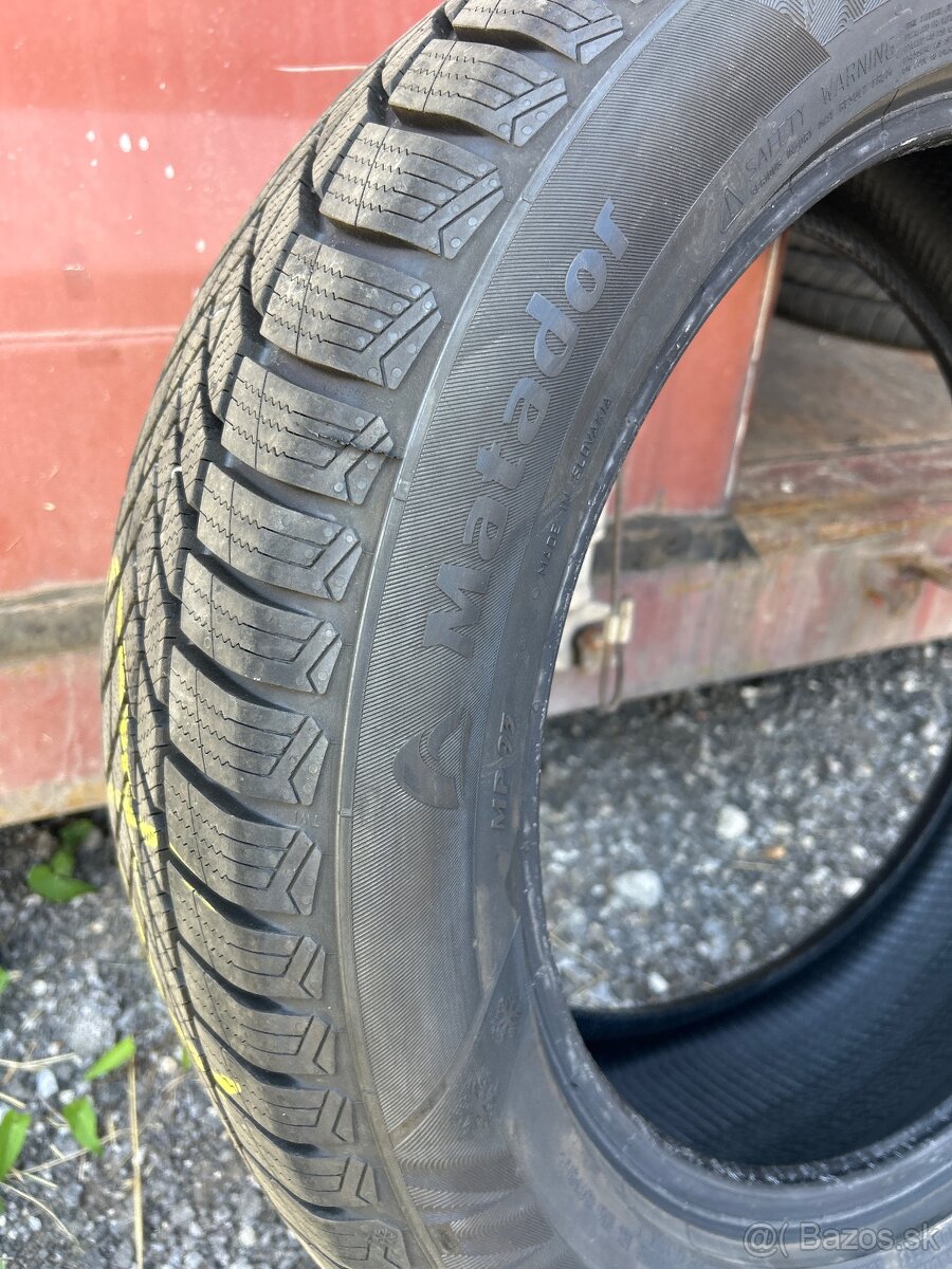 Zimné pneumatiky 215/55 R18 - 2