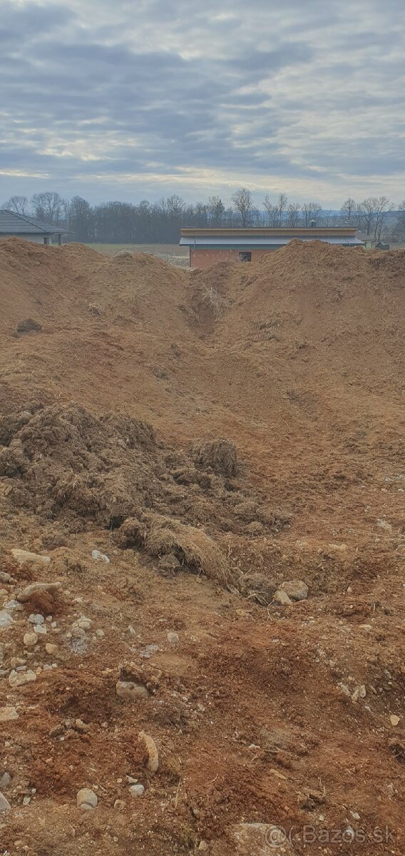 Výkopová zemina - Slovany - 2