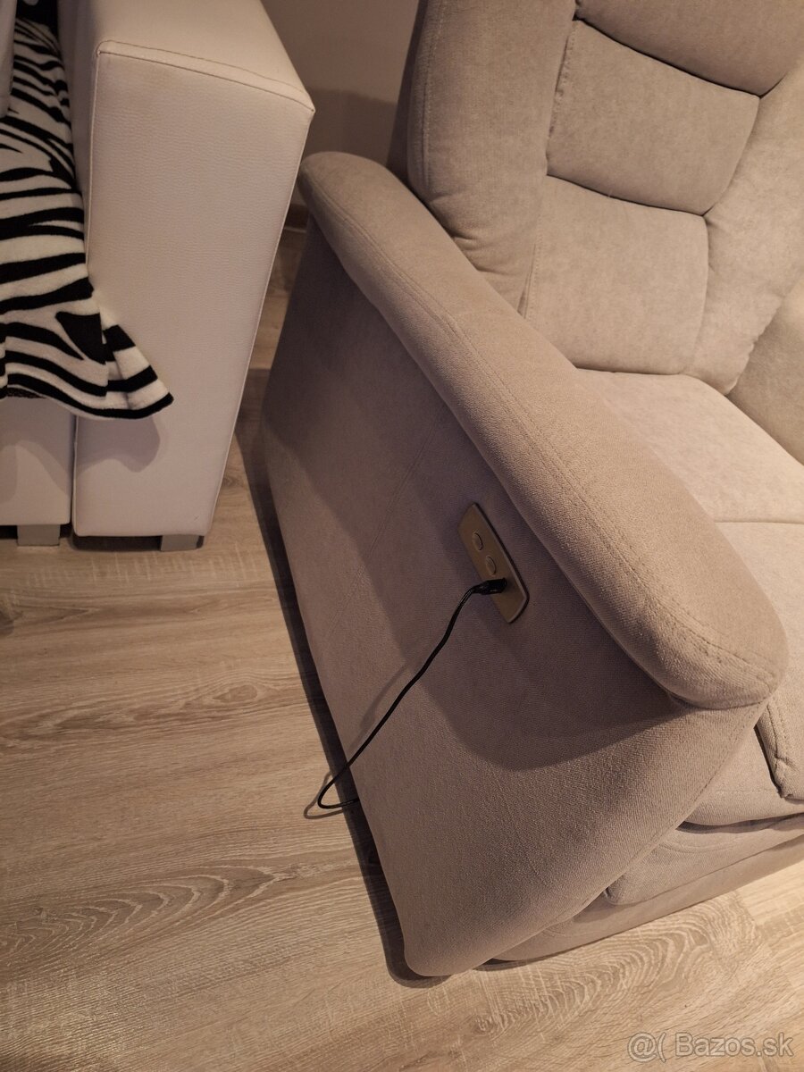 Polohovacie kreslo - 2