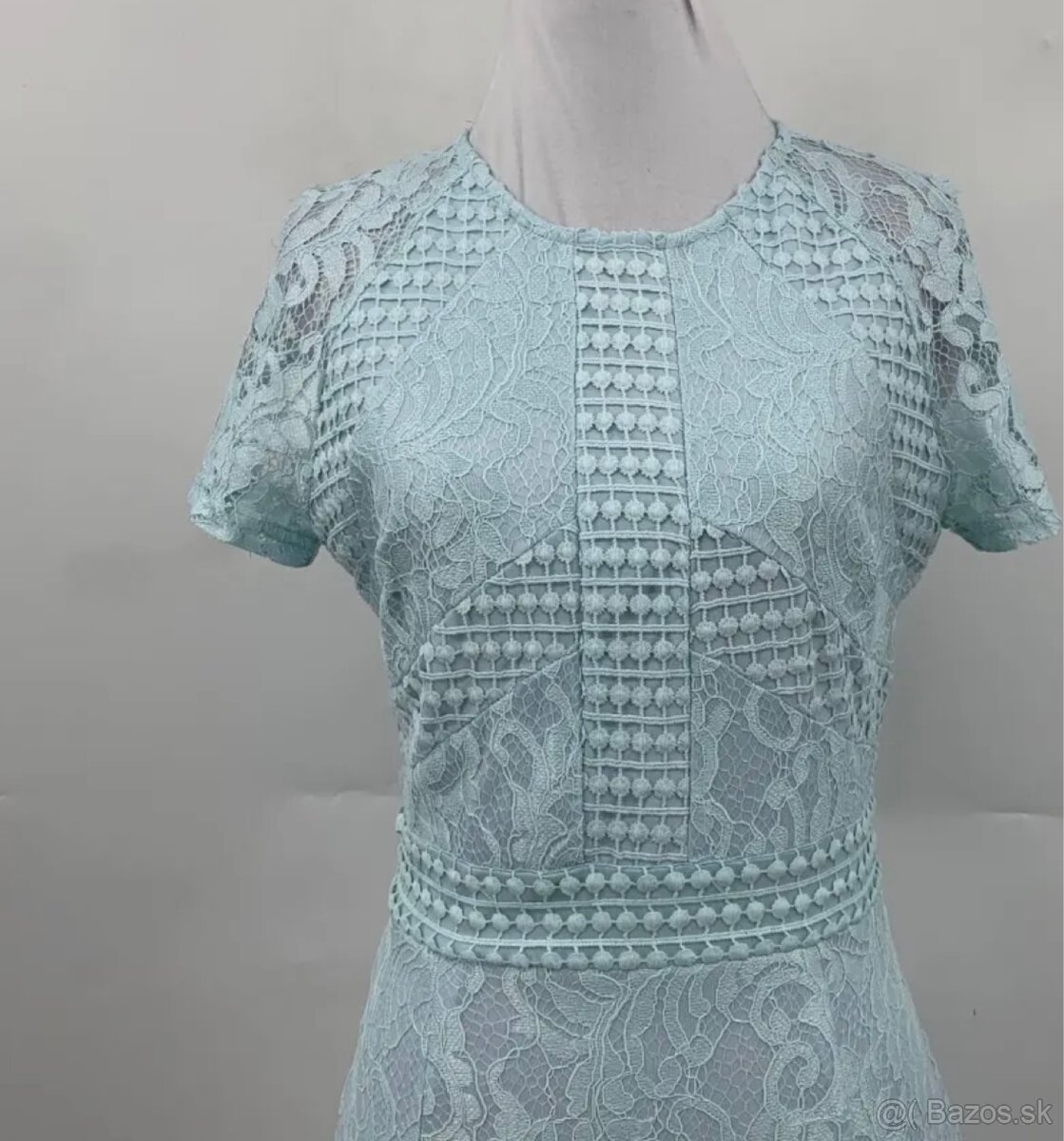 Koktejlove šaty plt - 2