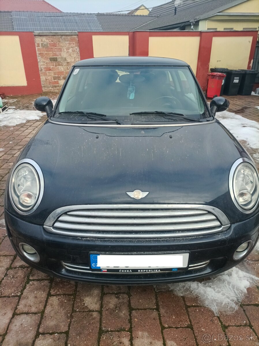 Mini Cooper ONE 1.4i 70KW - 2