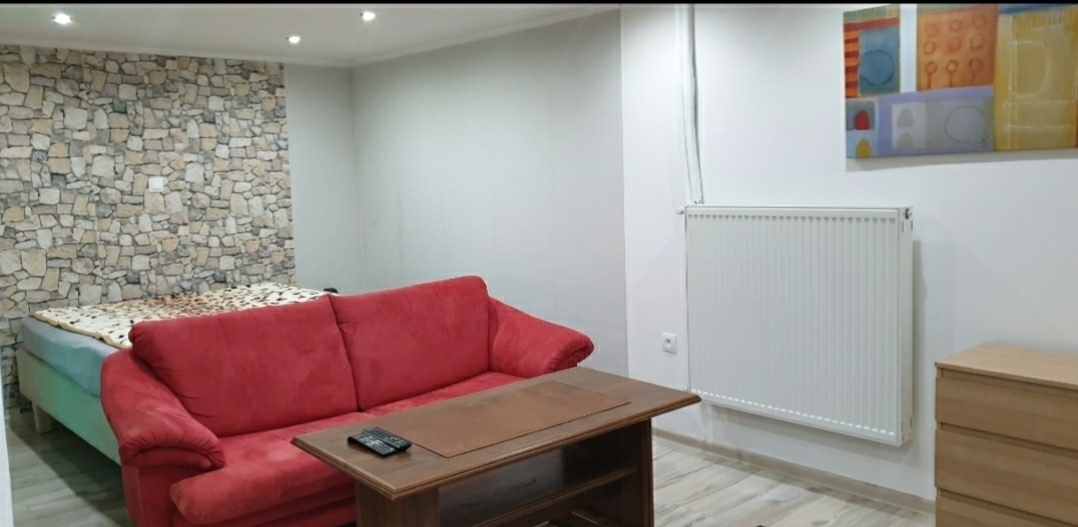 Dáme do prenájmu garzónka 38 m2 - 2