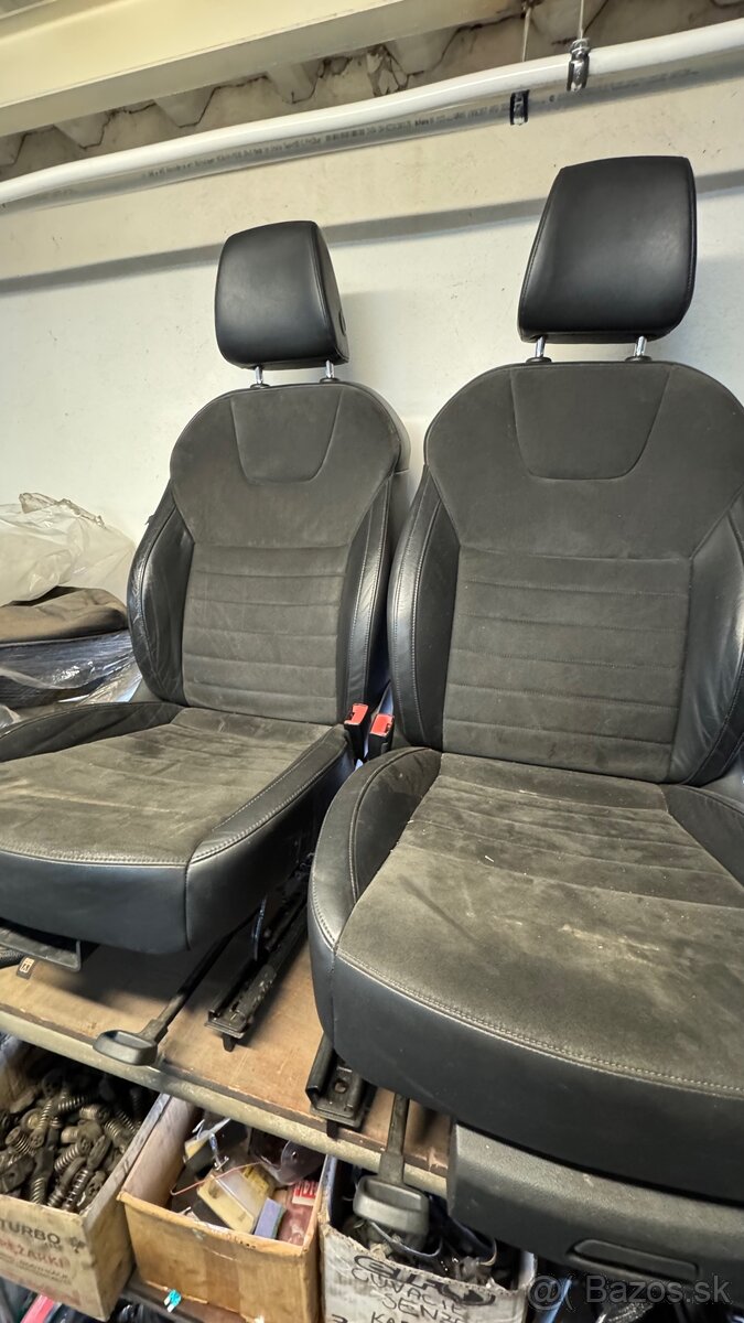 Kúpim sedačky octavia 3 fl rs - 2