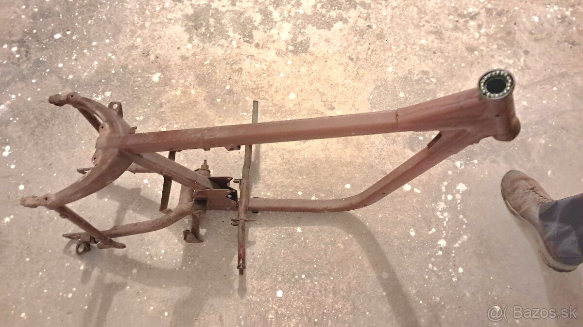 Rám jawa 250 panelka - 2