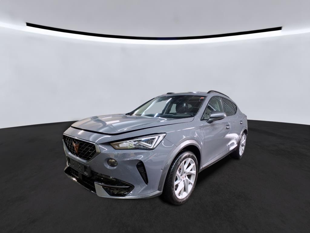 CUPRA Formentor 1.4 tsi eHybrid, 27tis km, 204ps, Kamera, - 2