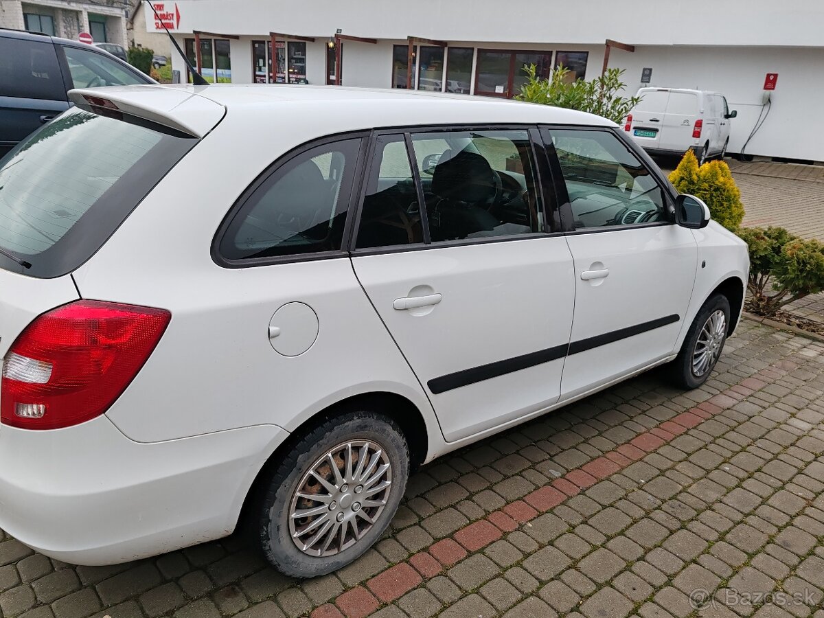 Škoda Fabia 2 - 2