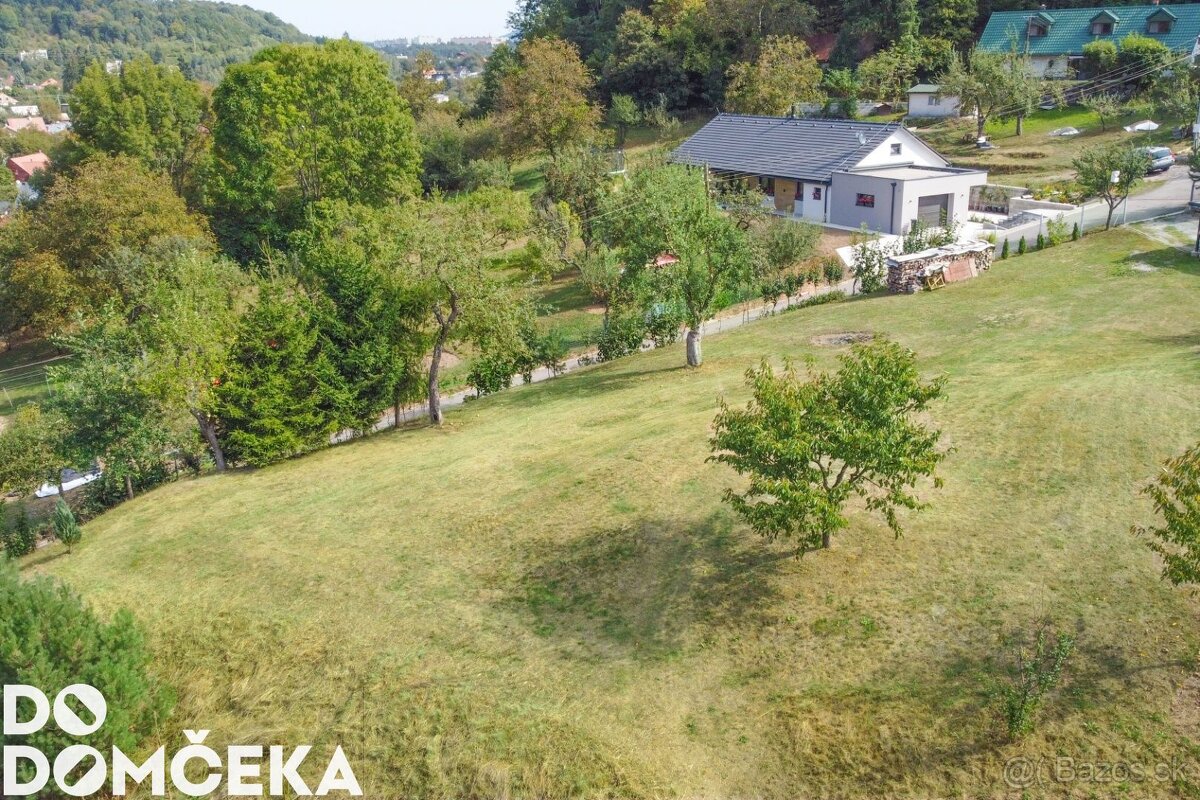 DO DOMČEKA | Slnečný stavebný pozemok s pekným výhľadom, Krí - 2