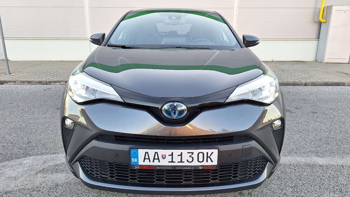 Toyota C-HR 2,0 Hybrid Dynamic Force 184 k e-CVT STYLE - 2