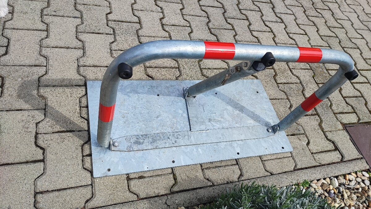 Parkovacia zabrana na auto - 2
