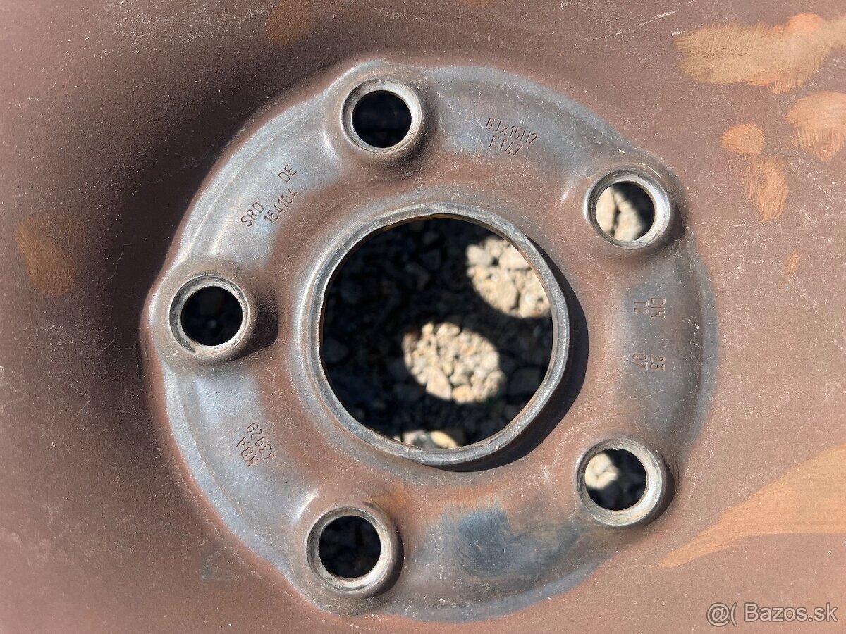 Predám plechové disky 5x112 s celoročnými pneu 195/65 R15 - 2