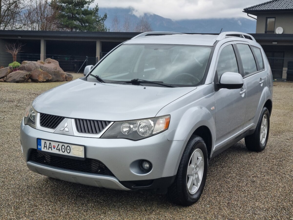 MITSUBISHI OUTLANDER 2,0Di-D 4x4 - 2