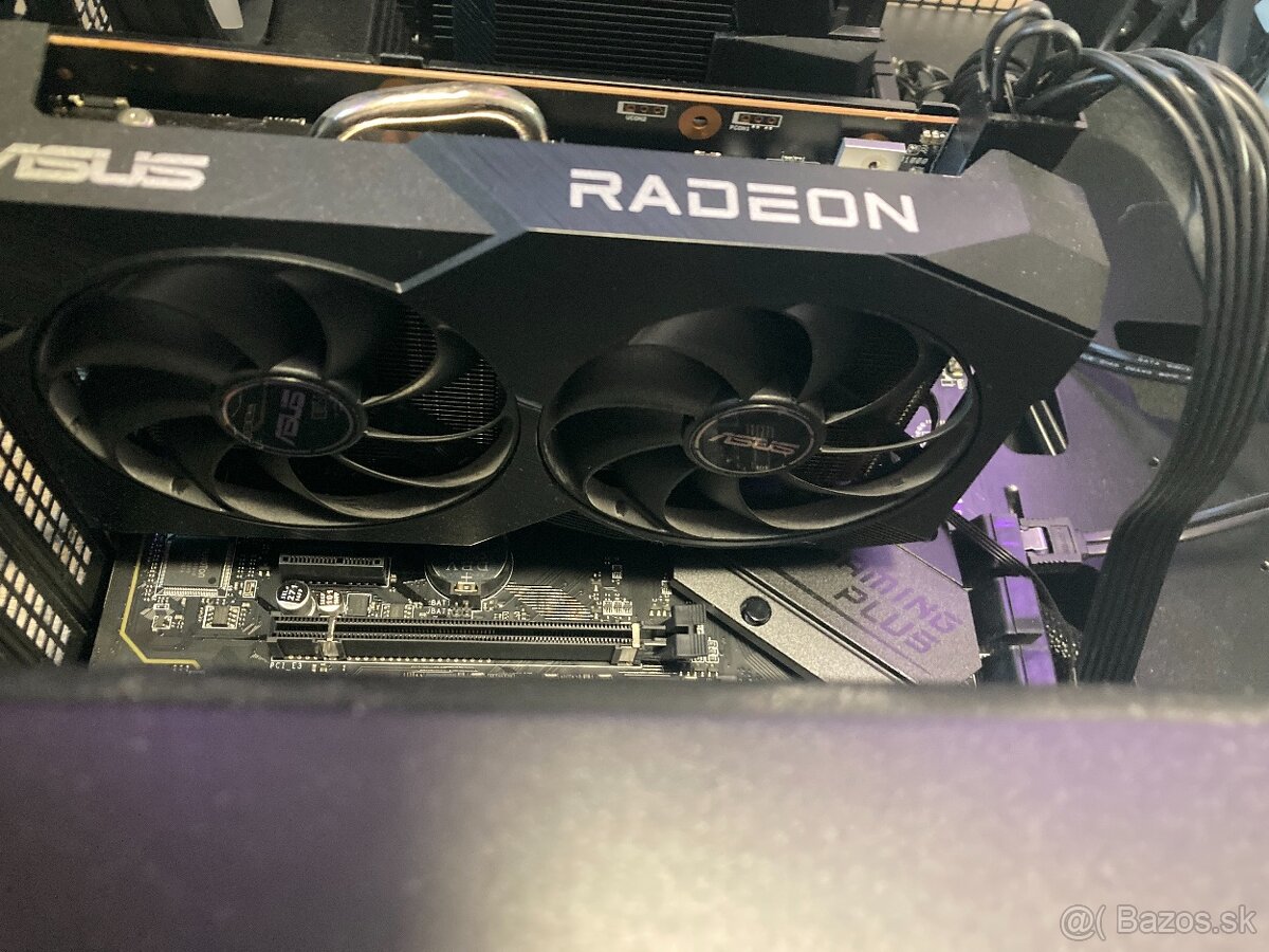 Predám RX 7600 XT - 2