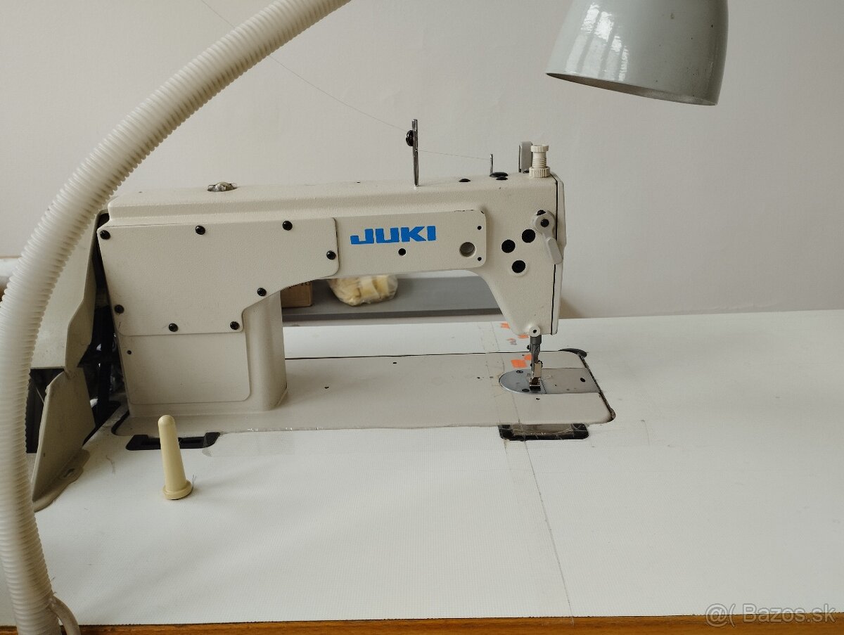 Predám šijací stroj Juki. - 2
