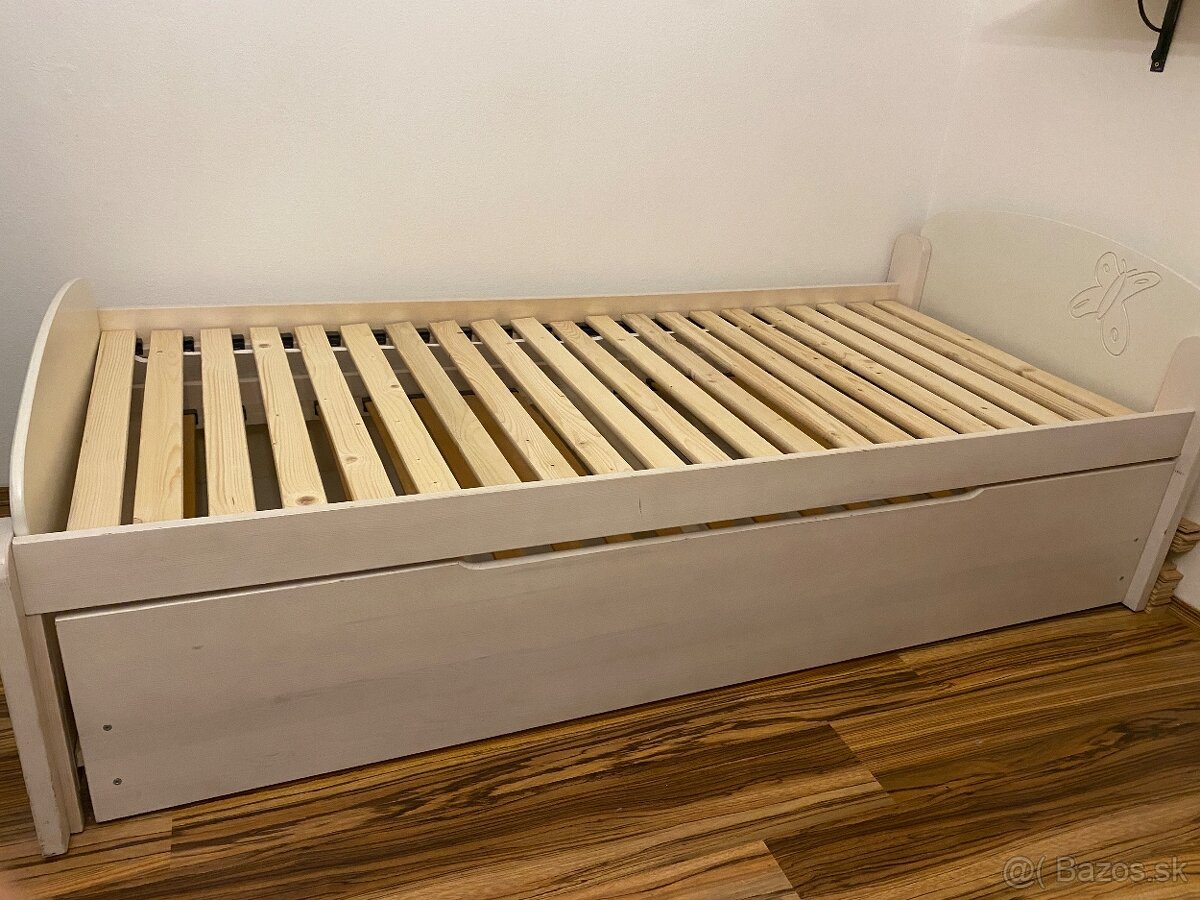 Predám rozťahovaciu posteľ z masívu - 2