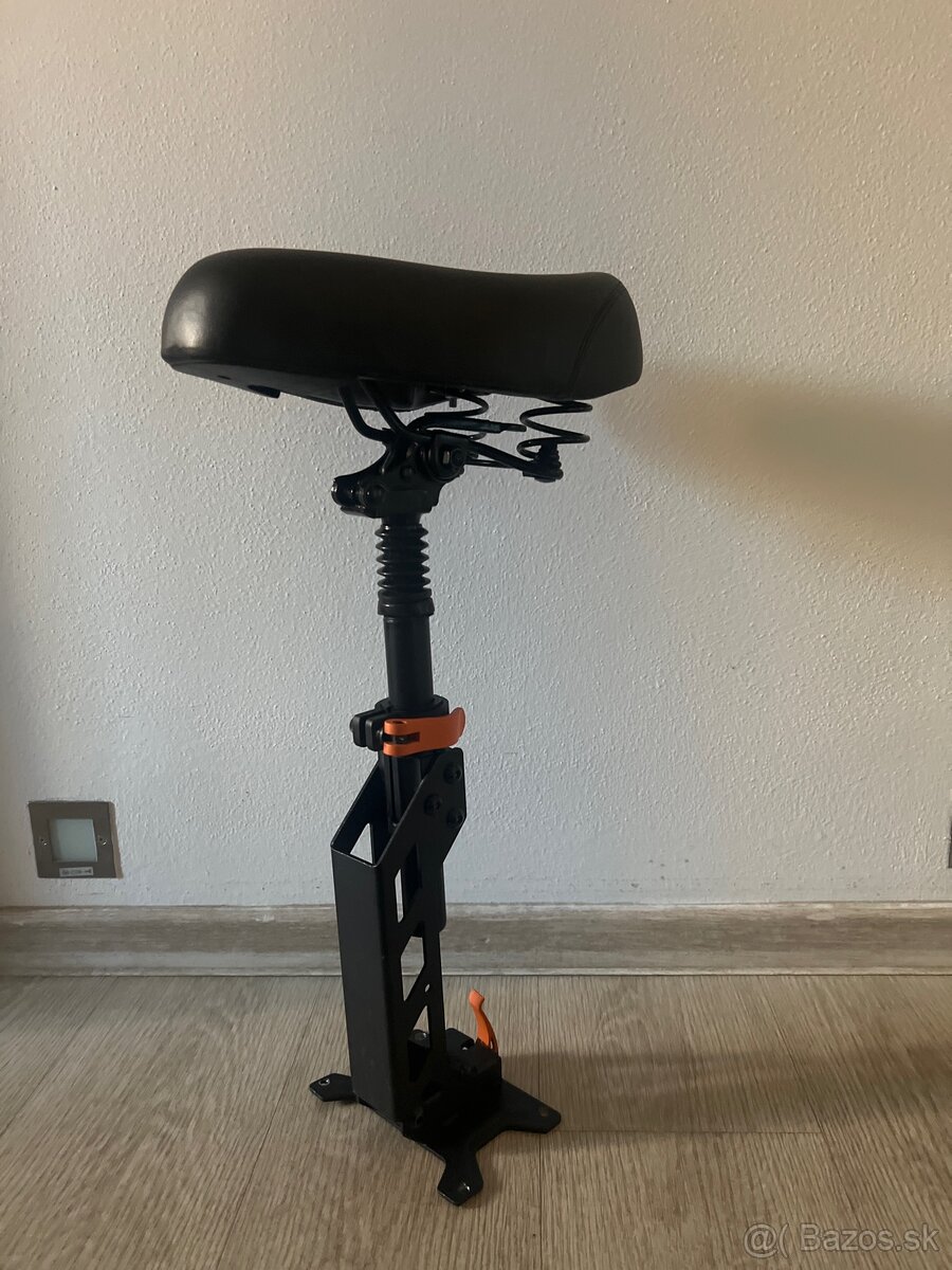Sedadlo pre KuKirin kolobežku - 2
