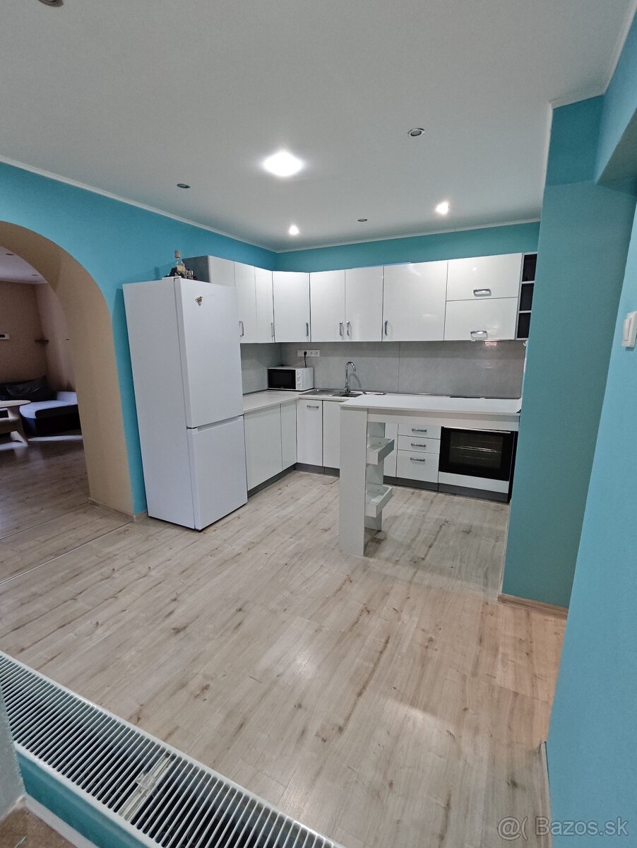 Na predaj rodinný dom Želiezovce, časť Mikula - 2