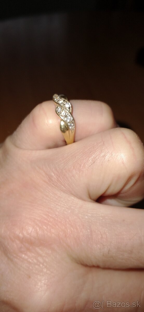 Predám zlatý prstienok - 2