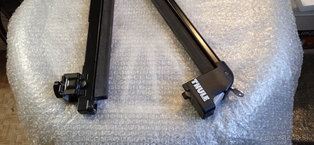 Nosiče lyží Thule - 2