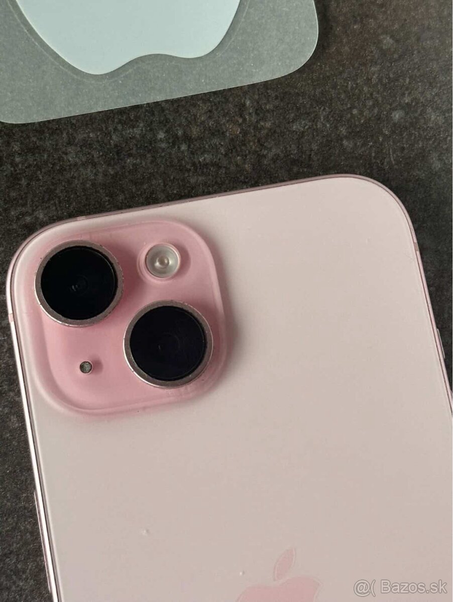 iPhone 15 Top Stav 89% batéria - 2