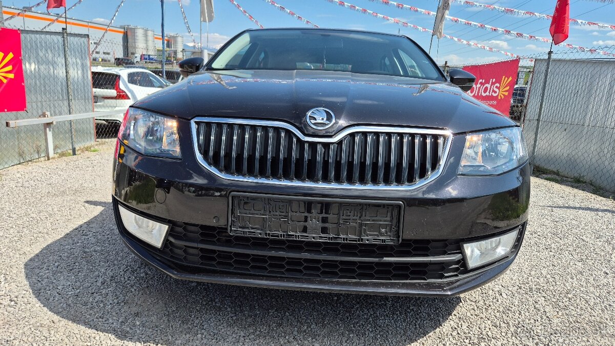 Škoda Octavia 1.4 TSI 150k Business DSG - 2