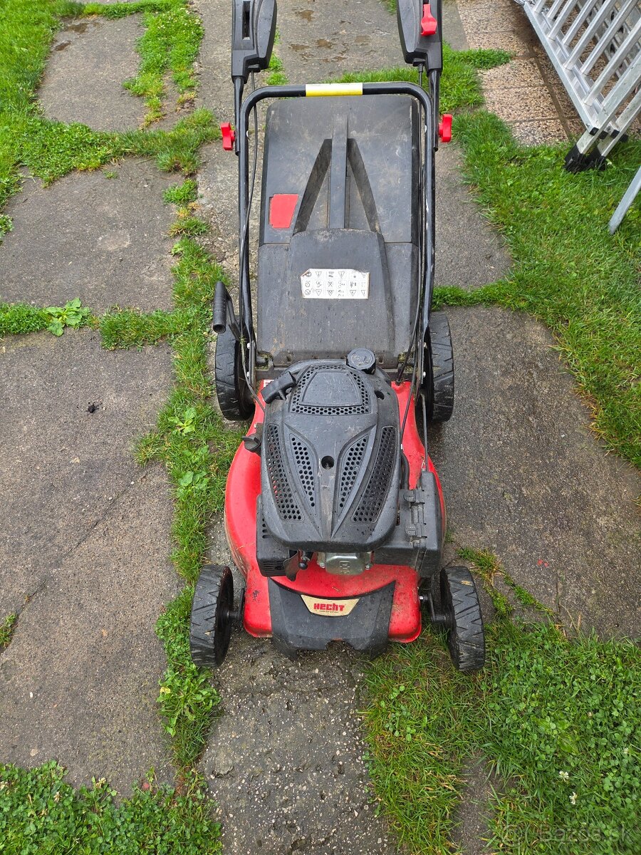 Motorova kosacka Hecht 546SX - 2