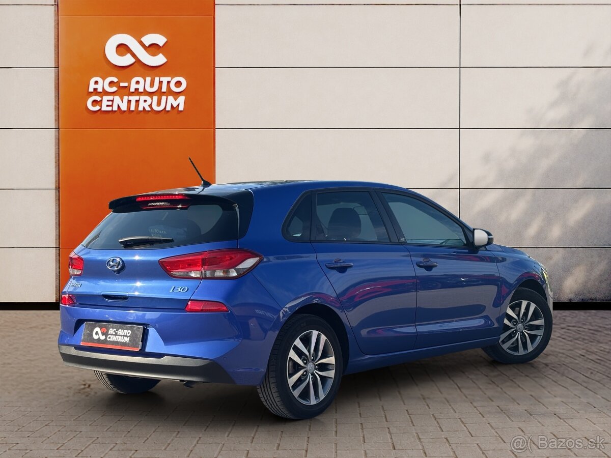 HYUNDAI i30 1.4 Benzín - 2