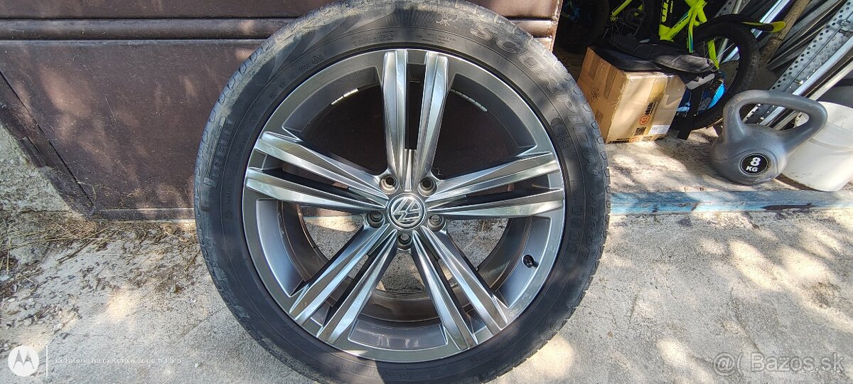 Sebring disky r19 ET38 245 40 r19 - 2