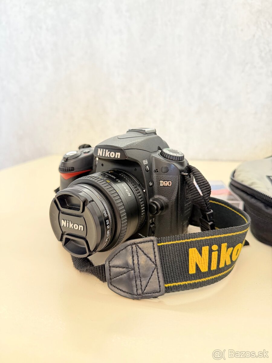 Nikon D90 + príslušenstvo - 2