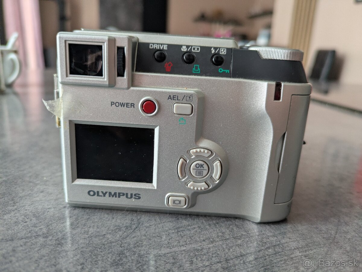 Olympus C725 UZ - 2