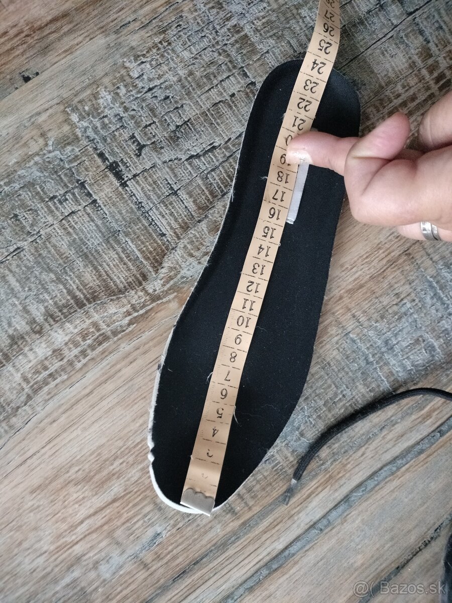 Detska obuv rôzna 6 druhov, nike......pozri foto - 2