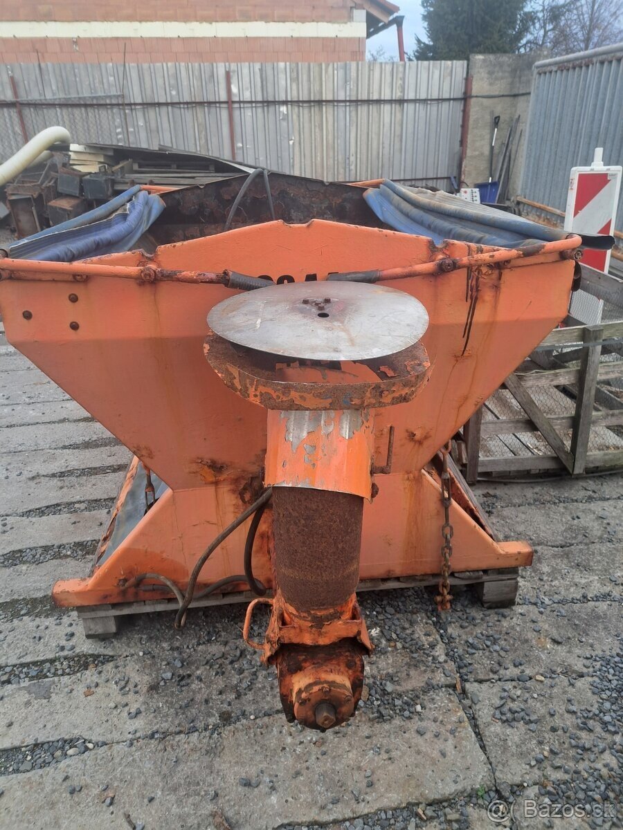 Komunální sypač multicar Beilhack - 2