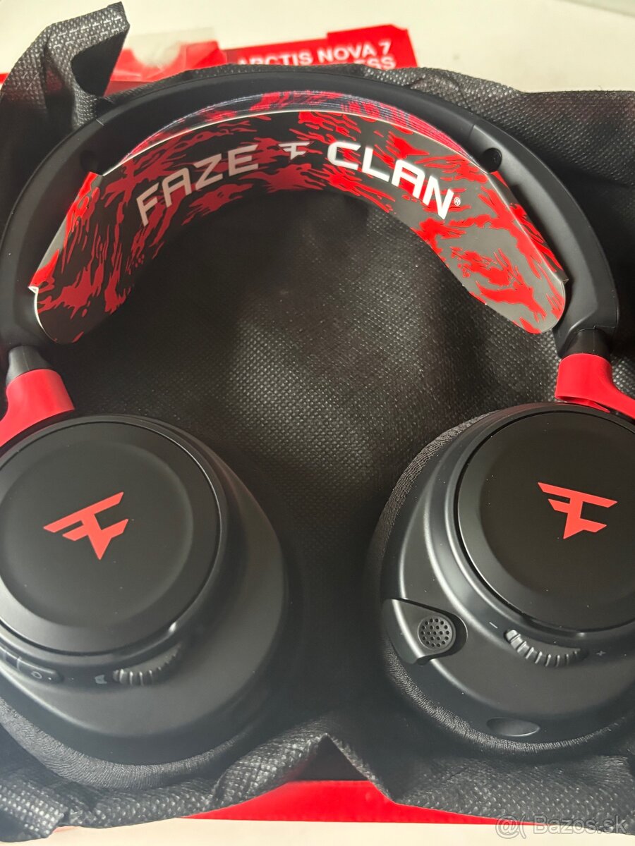 Steelseries Arctis Nova 7X Faze Clan edition - 2