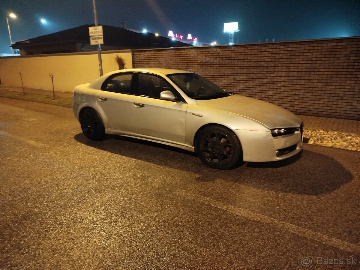 Predám alfa 159 - 2