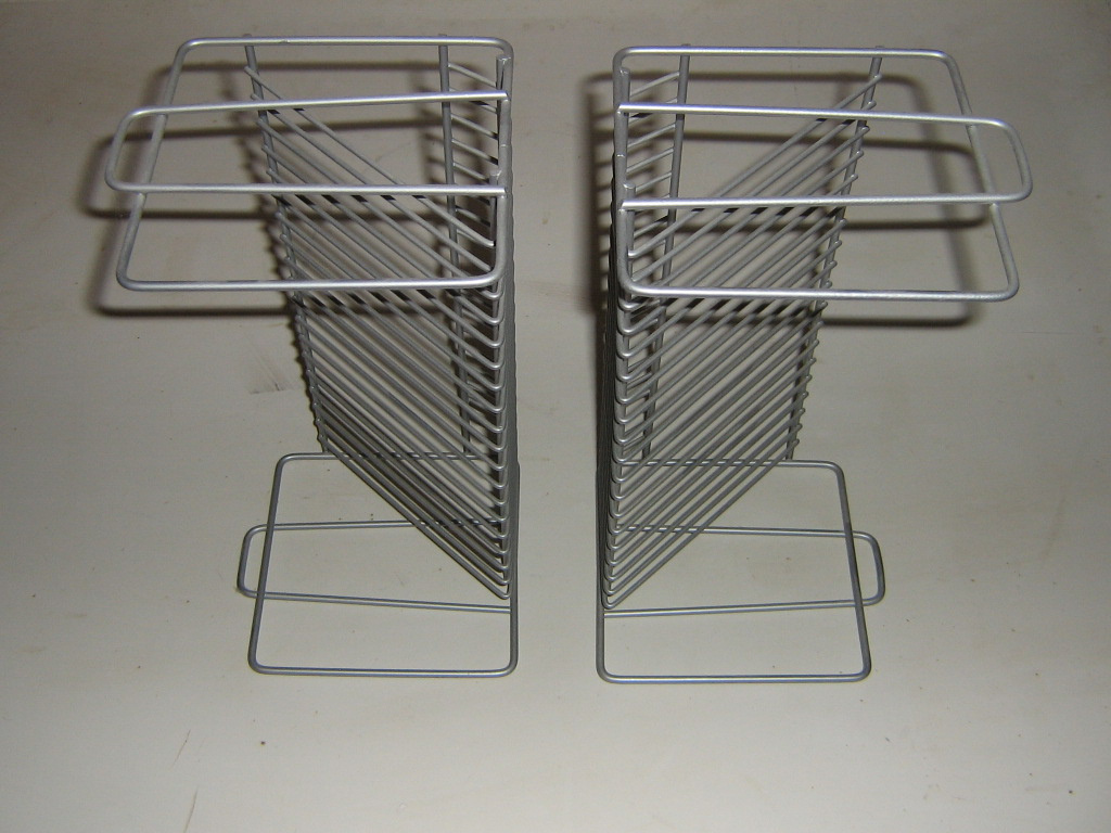 Predám stojany na CD / DVD - 2