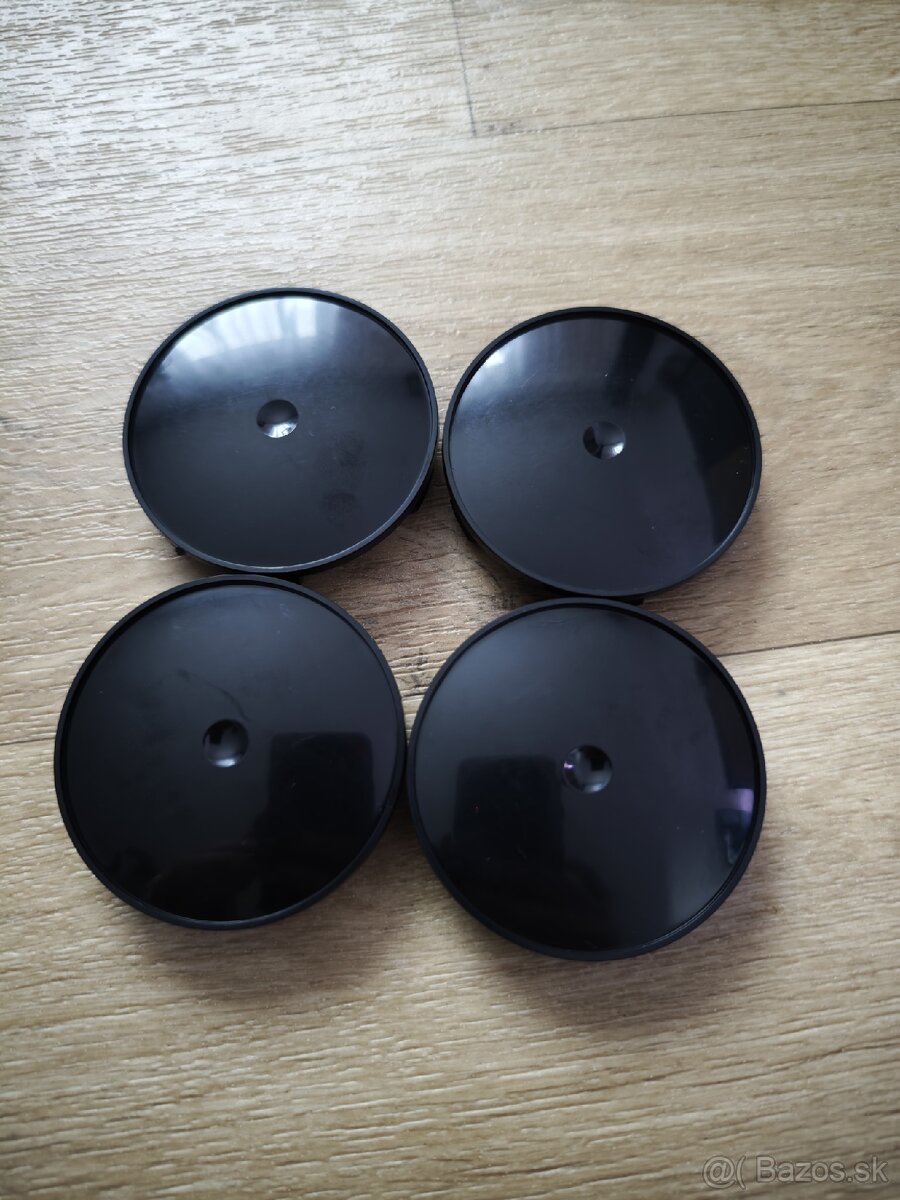 Univerzálne krytky diskov - 2