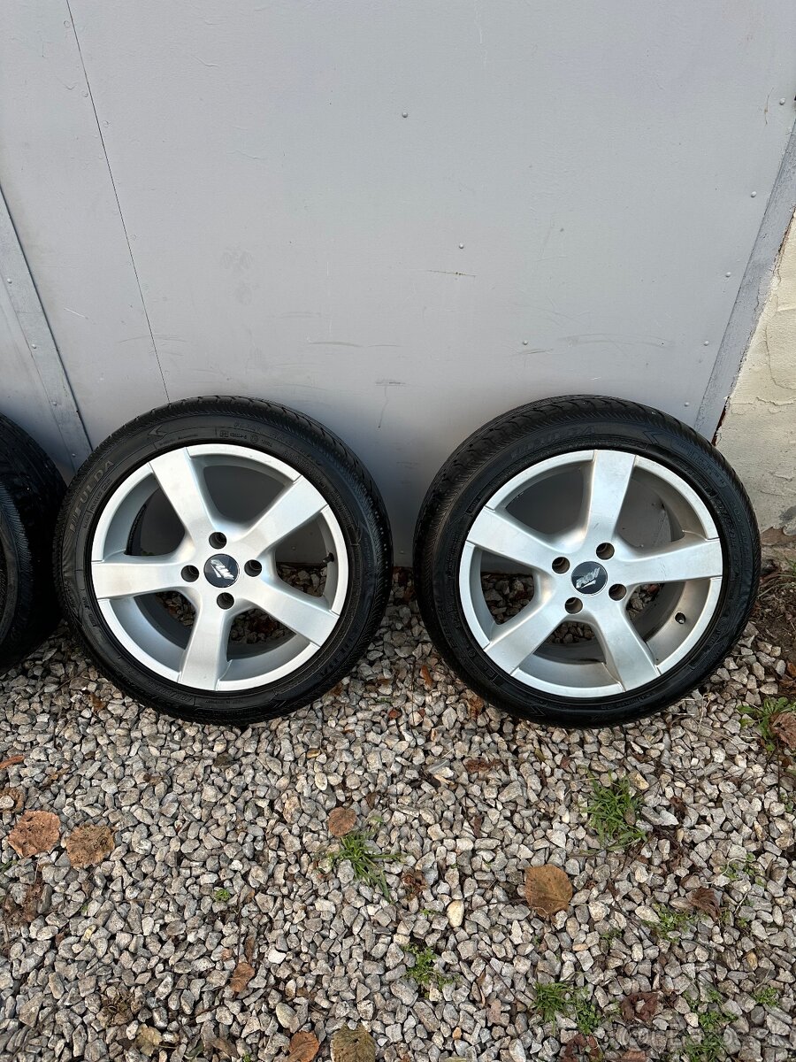 4x108 R16 aj z rezervou - 2