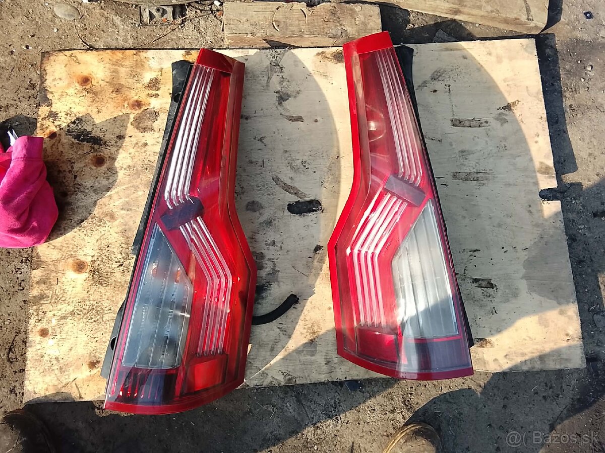 Predám ND Citroen C4 Grand
R.v.2007 - 2