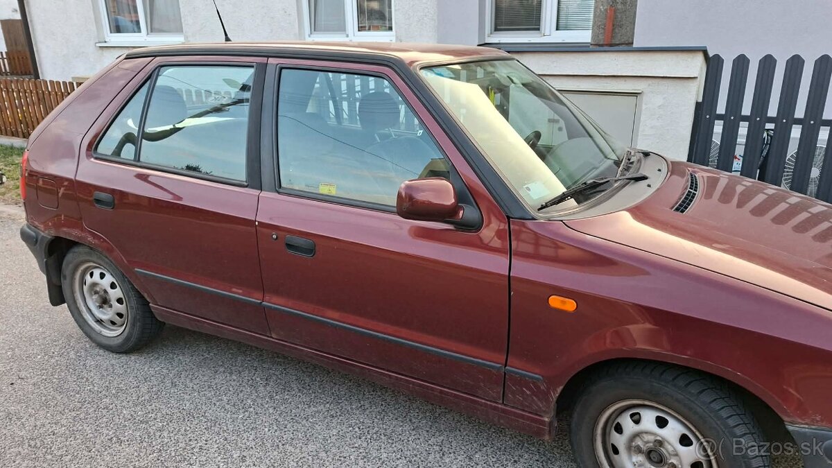 Felicia 1.6 GLX (1996) - 2