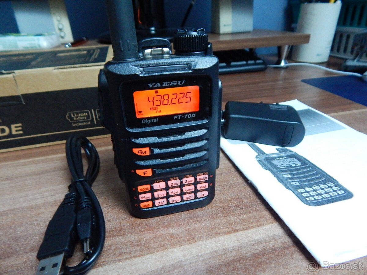 Yaesu FT-70 digitálna rádiostanica - 2