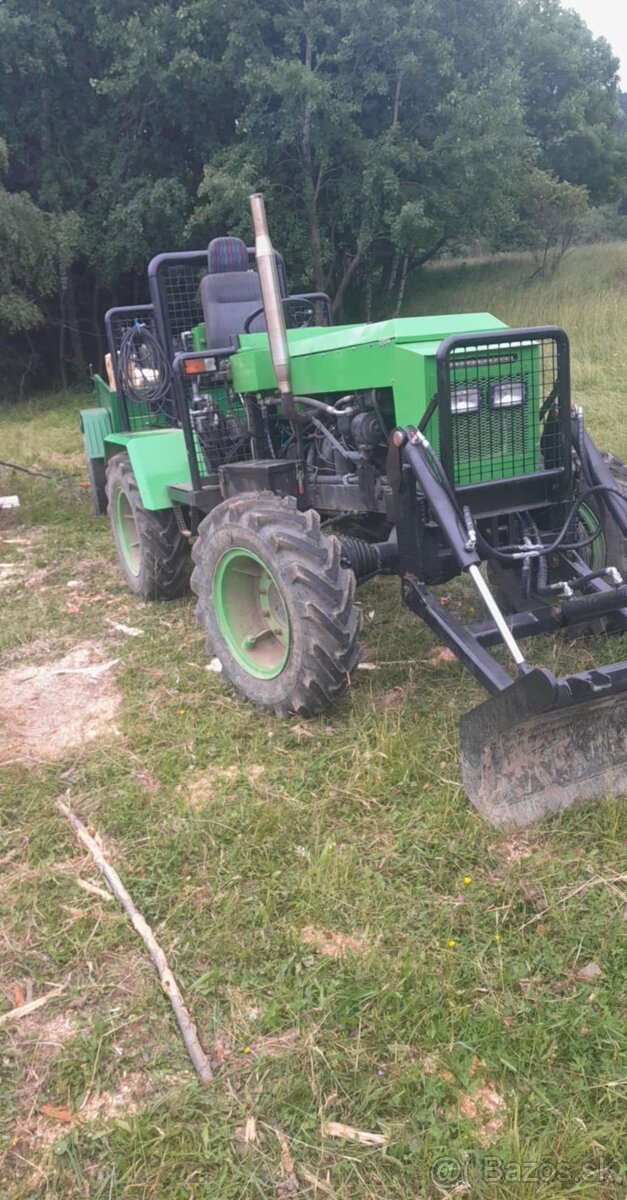 Traktor pv3s - 2